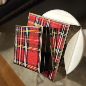 Potterybarn Steward Christmas plad trinket boxes (set of 2)